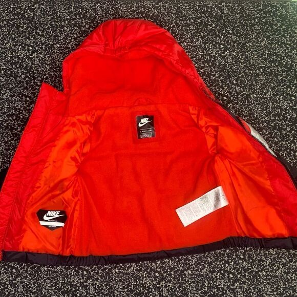 Kids Nike Jacket   - Picture 4 of 11